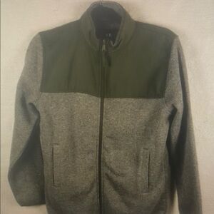 Men's Green and Gray Sweater